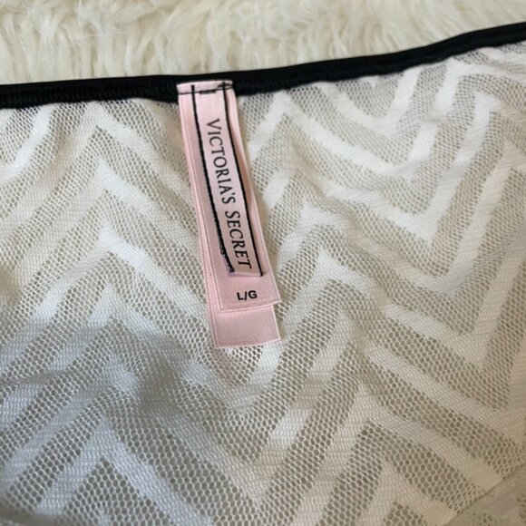 Victoria's Secret HipHugger White Chevron print black Piping trim Sheer Large - Picture 3 of 16